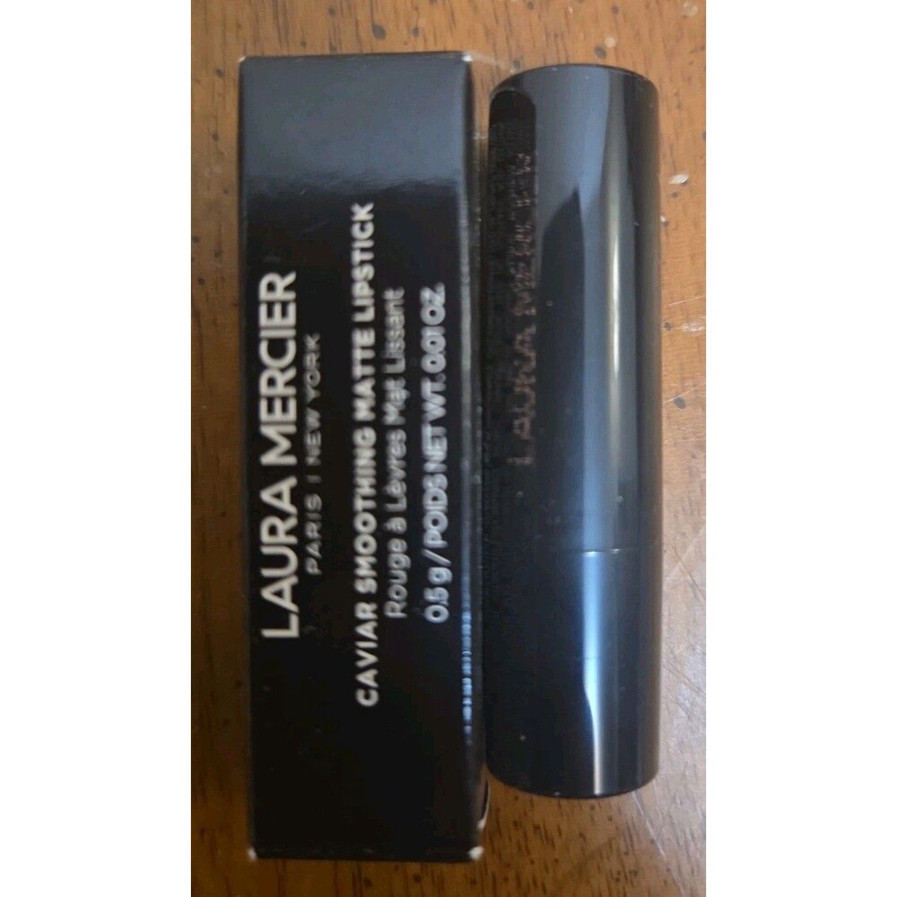 Laura Mercier Caviar Smoothing Matte Lipstick 520 Scarlet Velvet Mini .01 Oz New